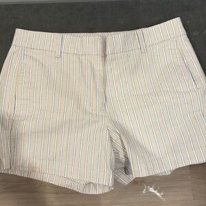 J crew chino short. Tan striped size 6